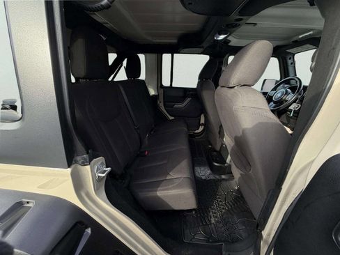 Used 2017 Jeep Wrangler Unlimited Sport image 23