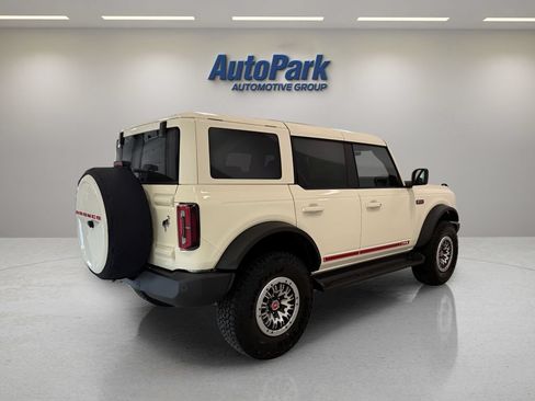 New 2026 Ford Bronco Outer Banks w/ Sasquatch Package AWD/4WD image 7