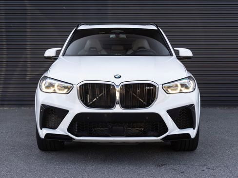 Used 2021 BMW X5 M w/ Executive Package AWD/4WD image 5