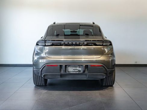 Certified 2024 Porsche Macan 4 Electric AWD/4WD image 6