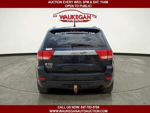 Used 2012 Jeep Grand Cherokee Laredo AWD/4WD image 6