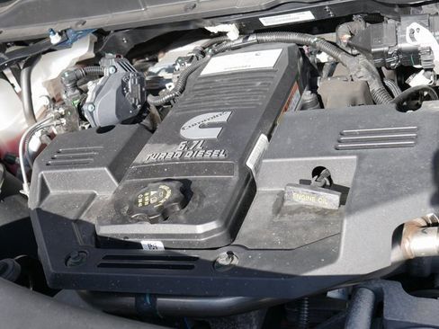 Used 2024 RAM 2500 Limited image 9