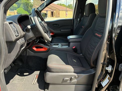 Used 2026 Nissan Frontier PRO-4X AWD/4WD image 22