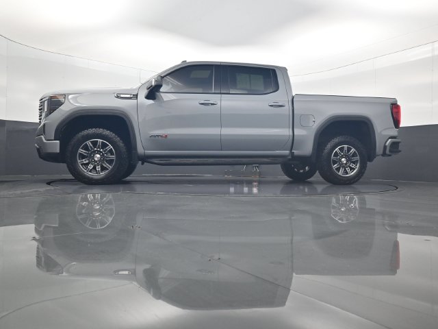 Used 2024 GMC Sierra 1500 AT4 w/ Technology Package AWD/4WD image 28