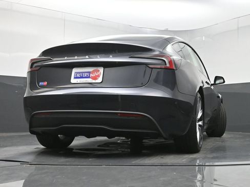 Used 2024 Tesla Model 3 Standard Range RWD image 28
