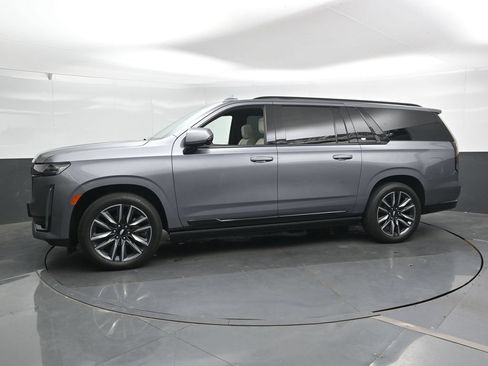 Used 2021 Cadillac Escalade ESV Sport w/ Driver Assist Tech Package AWD/4WD image 8