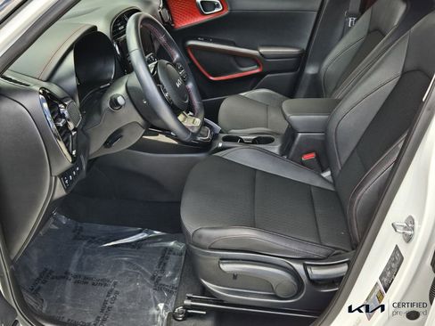 Certified 2023 Kia Soul GT-Line FWD image 10