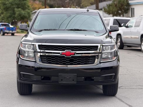 Used 2019 Chevrolet Tahoe 2WD w/ Remote Keyless Entry Package image 4