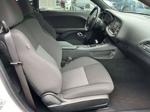 Used 2023 Dodge Challenger R/T w/ Blacktop Package image 5