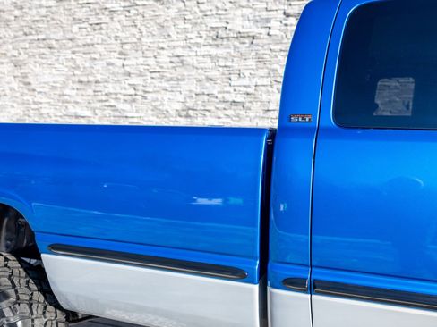 Used 1999 Dodge Ram 2500 Truck 4dr Quad Cab 139 WB HD 4WD image 31