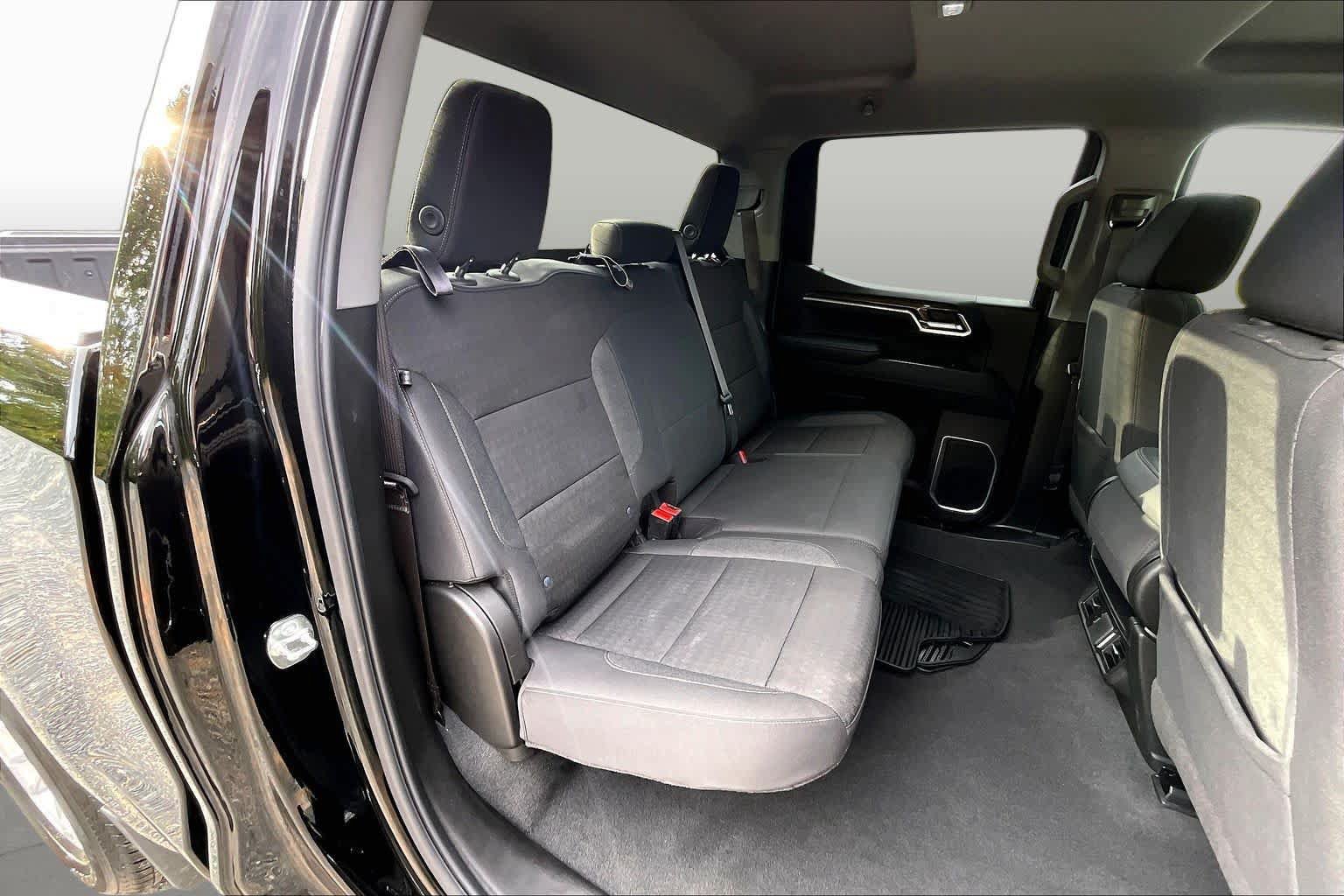 Used 2026 Chevrolet Silverado 1500 LT AWD/4WD image 21