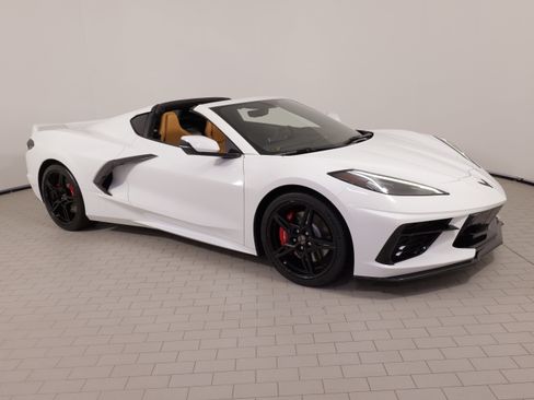 Used 2020 Chevrolet Corvette Stingray Preferred Cpe w/ 2LT Preferred Equipment Group RWD image 8