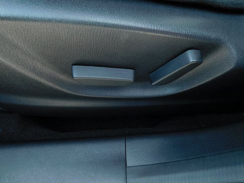 Used 2013 MAZDA CX-5 Touring w/ Touring Tech Pkg image 8