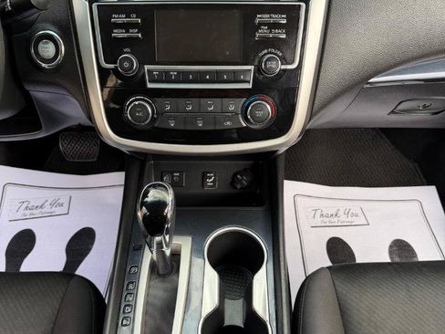 Used 2018 Nissan Altima 2.5 SR w/ Interior Lighting Package FWD image 20