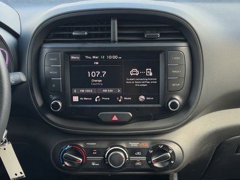 Used 2024 Kia Soul LX image 16