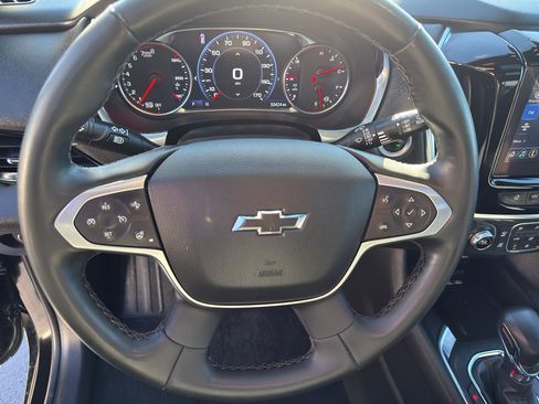 Certified 2023 Chevrolet Traverse Premier w/ Redline Edition image 16