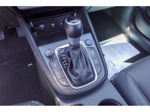 Used 2023 Hyundai Kona Limited FWD image 22