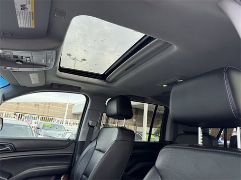 Certified 2018 Chevrolet Suburban LT image 14