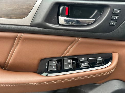 Used 2019 Subaru Outback 3.6R Touring w/ Popular Package #3A image 12