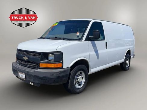 Used 2013 Chevrolet Express 2500 RWD image 1