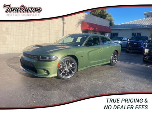 Used 2023 Dodge Charger R/T w/ Plus Group RWD image 1