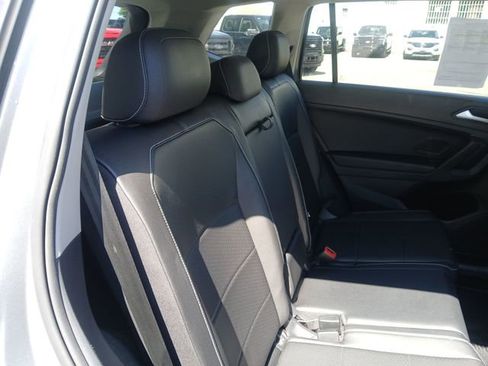 Used 2021 Volkswagen Tiguan SE AWD/4WD image 43