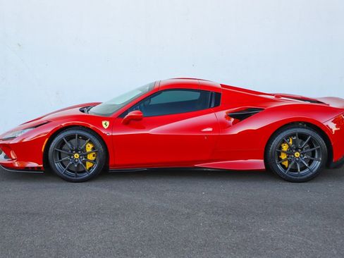 Certified 2022 Ferrari F8 Tributo RWD image 46