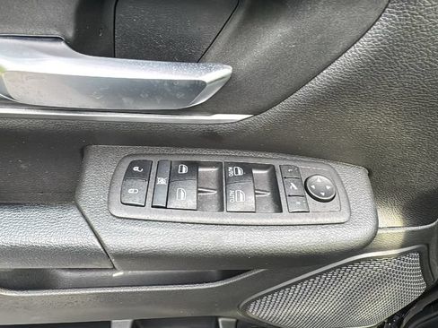 Used 2023 RAM 1500 Big Horn AWD/4WD image 15
