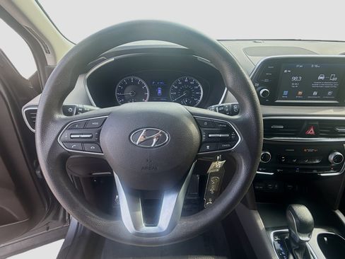 Used 2019 Hyundai Santa Fe SE FWD image 8