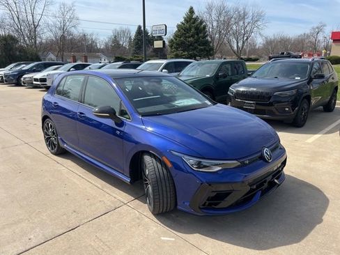 New 2026 Volkswagen Golf image 1