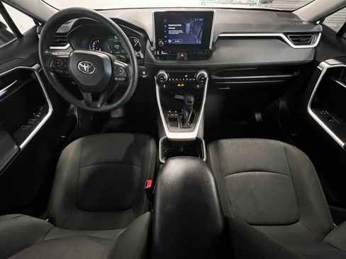 Used 2024 Toyota RAV4 XLE FWD image 17