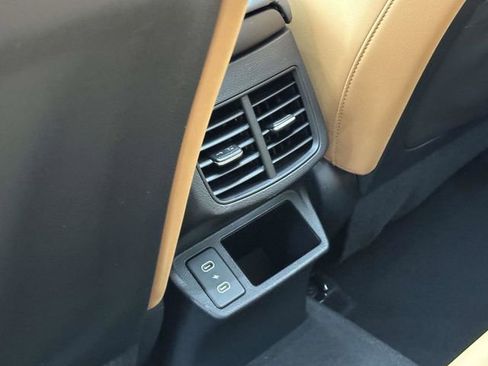 Used 2024 Kia Seltos EX image 18