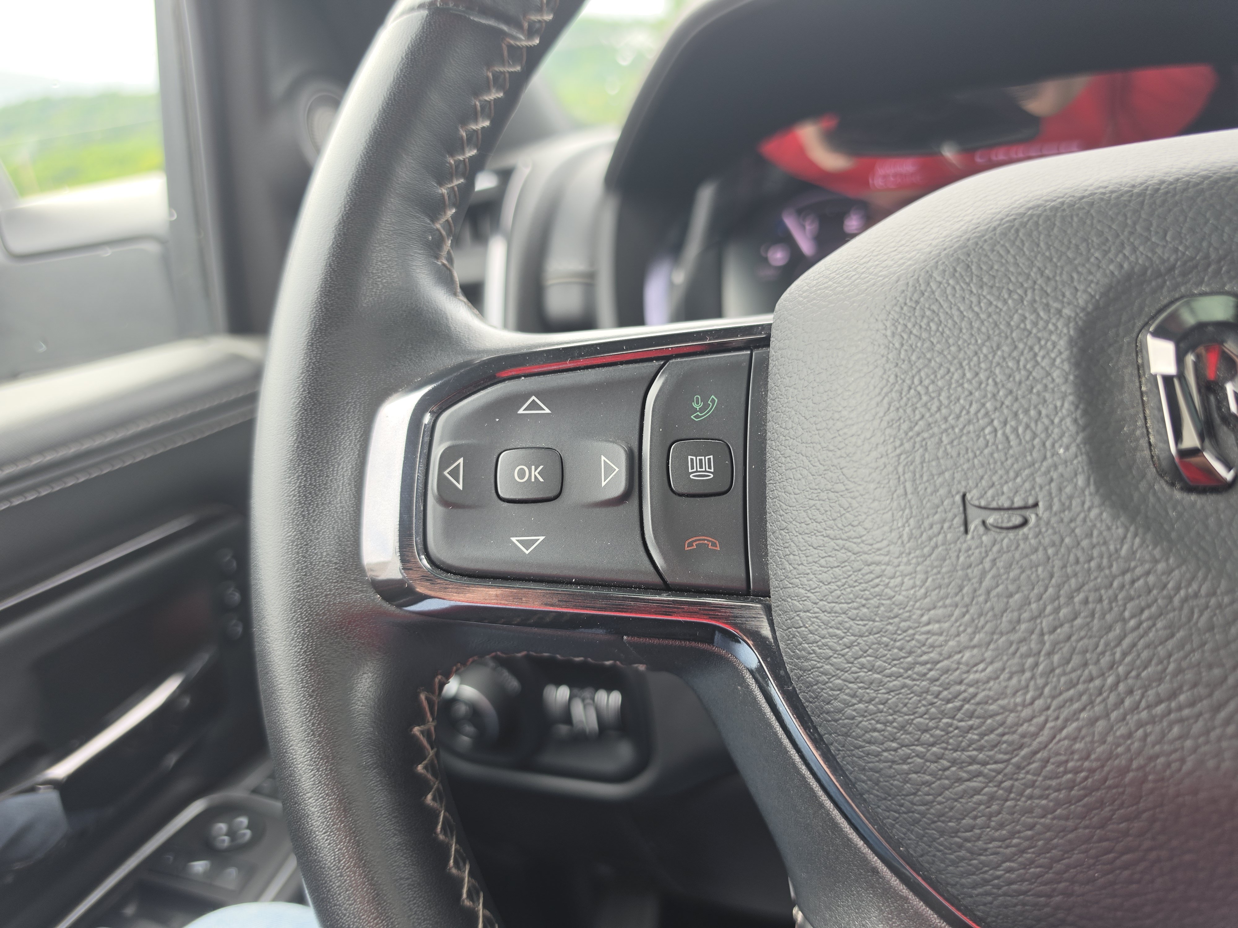 Used 2024 RAM 2500 Limited AWD/4WD image 20