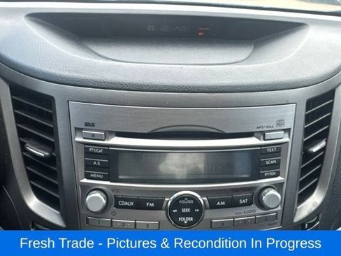 Used 2010 Subaru Legacy 2.5i Premium AWD/4WD image 16