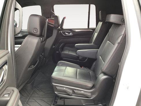 Used 2024 Chevrolet Suburban RST w/ Luxury Package AWD/4WD image 25