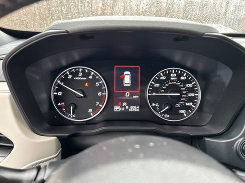 Certified 2025 Subaru Forester Premium image 14