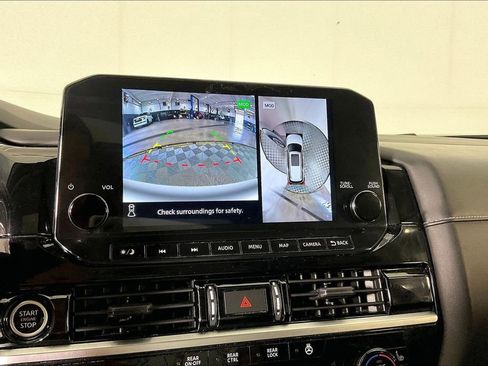 Used 2022 Nissan Pathfinder SL w/ SL Premium Package FWD image 30