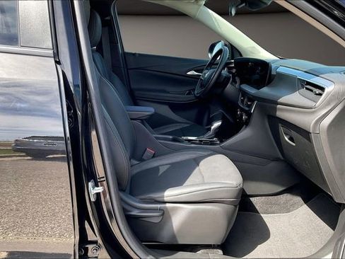 Used 2024 Buick Encore GX Sport Touring image 7