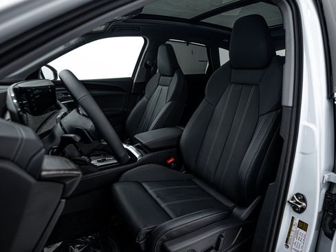 New 2025 Audi Q5 Premium Plus image 15