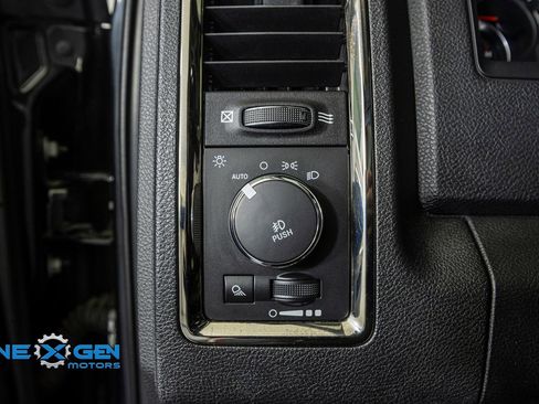 Used 2017 RAM 1500 Sport w/ Sport Premium Group image 13