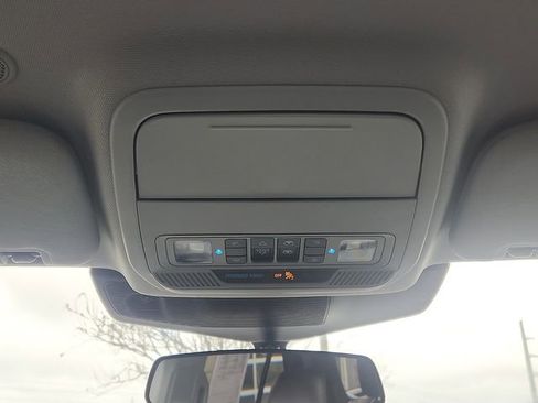 Certified 2023 Ford Explorer XLT w/ Equipment Group 202A AWD/4WD image 19