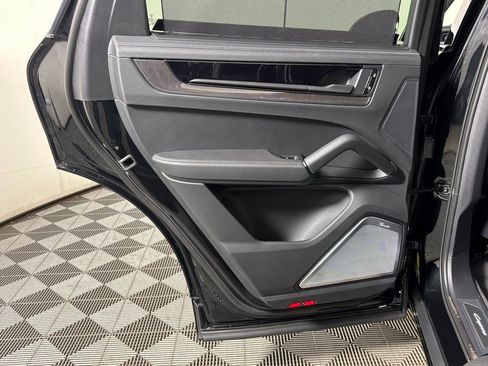 New 2026 Porsche Cayenne GTS image 33