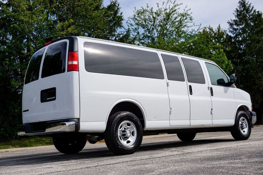 Used 2017 Chevrolet Express 3500 LT w/ LT Preferred Equipment Group RWD image 6