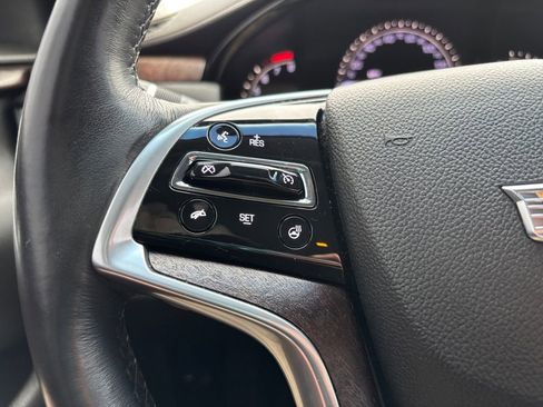 Used 2019 Cadillac XTS Luxury image 18