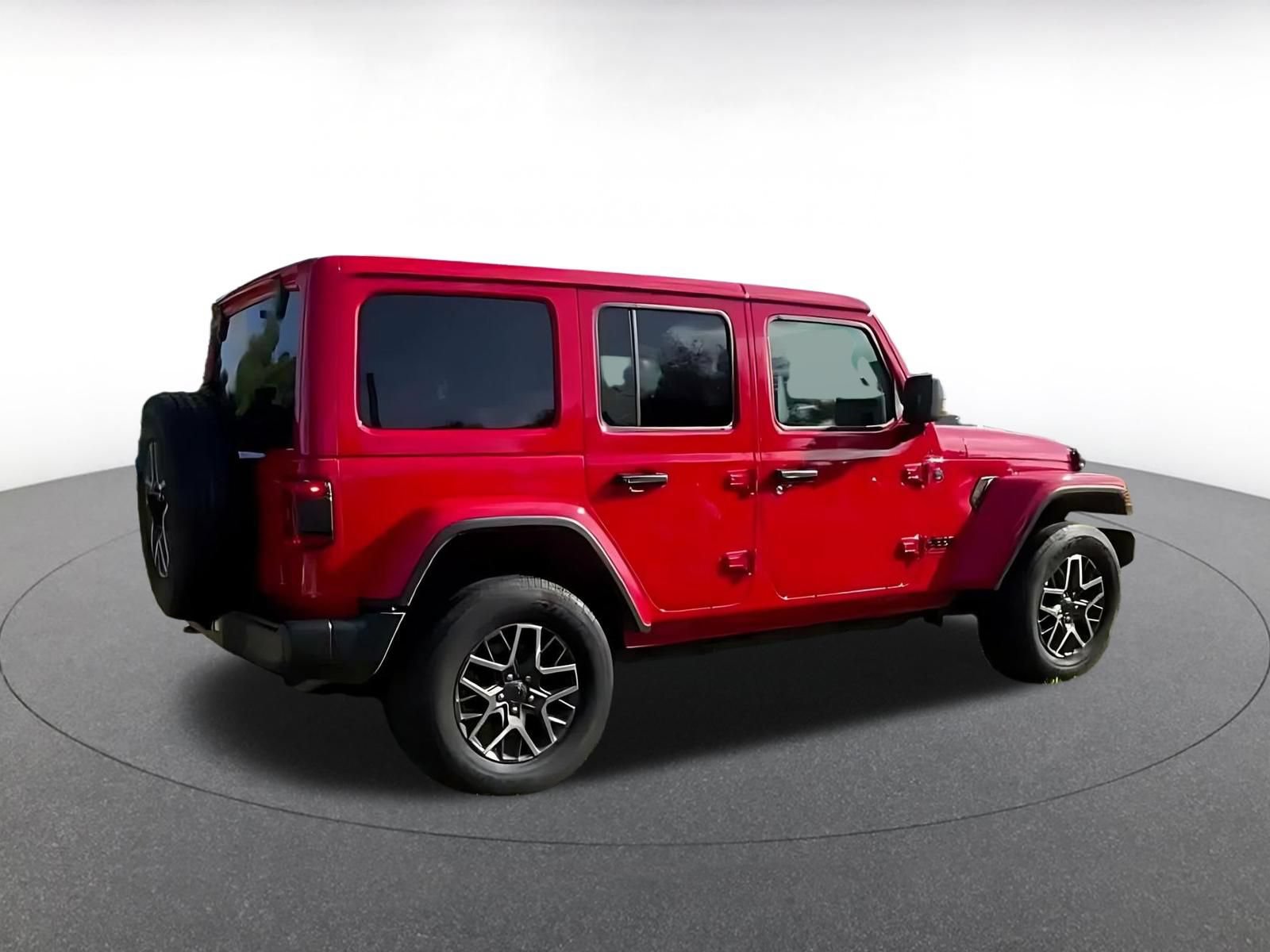 Used 2025 Jeep Wrangler Unlimited Sahara AWD/4WD image 12