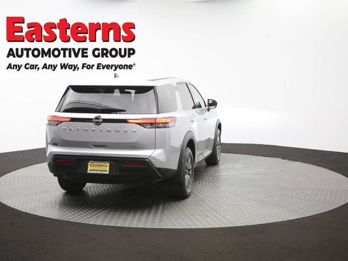 Used 2023 Nissan Pathfinder S AWD/4WD image 37