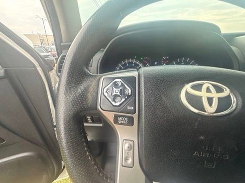 Used 2014 Toyota 4Runner SR5 RWD image 20