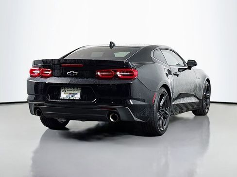 Certified 2021 Chevrolet Camaro LT w/ Technology Package image 7