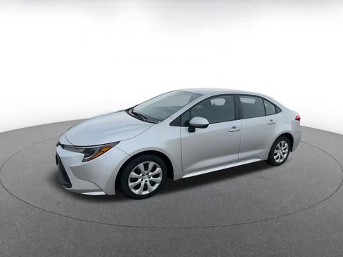 Used 2024 Toyota Corolla LE image 8