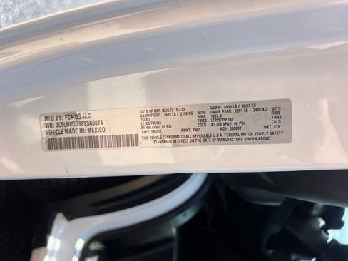 Used 2023 RAM ProMaster 2500 FWD image 32